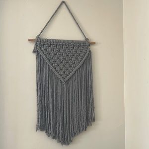 Grey macramé